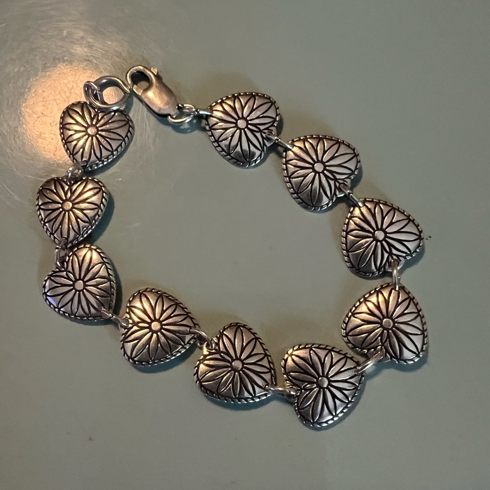 Vintage Native WM Wheeler .925 Sterling Silver Heart Bracelet
